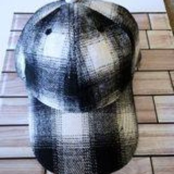 Plaid hat adjustable - Picture 1 of 1